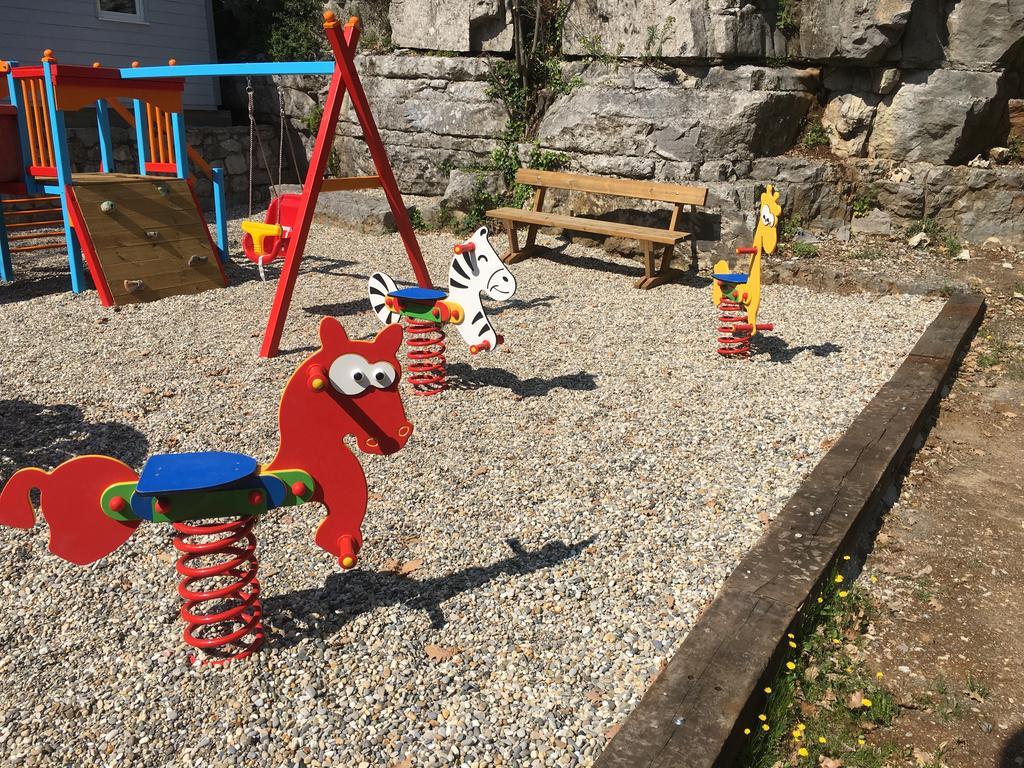 Camping Chalets Les Chenes Verts Воґ Екстер'єр фото